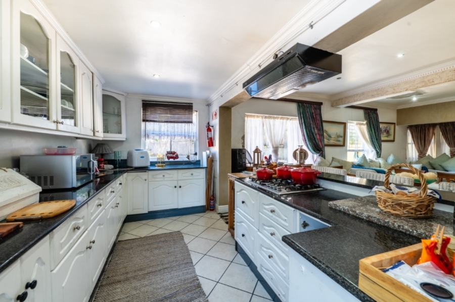 Commercial Property for Sale in Knysna Central Western Cape